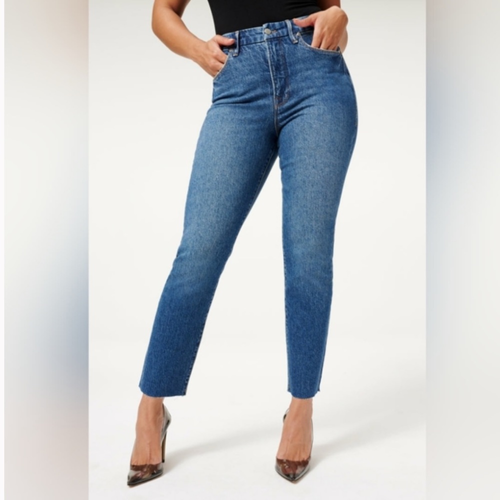 Good American High-Rise Straight Leg Jeans in Classic Blue